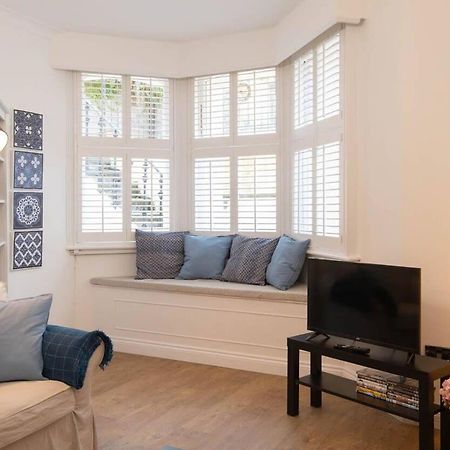 Stylish Apartment Close To The Sea Hove Esterno foto